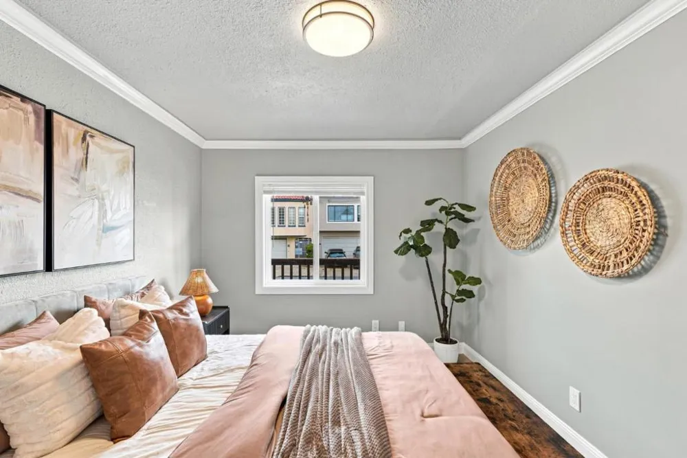 135 Farallones St San Francisco, CA 94112