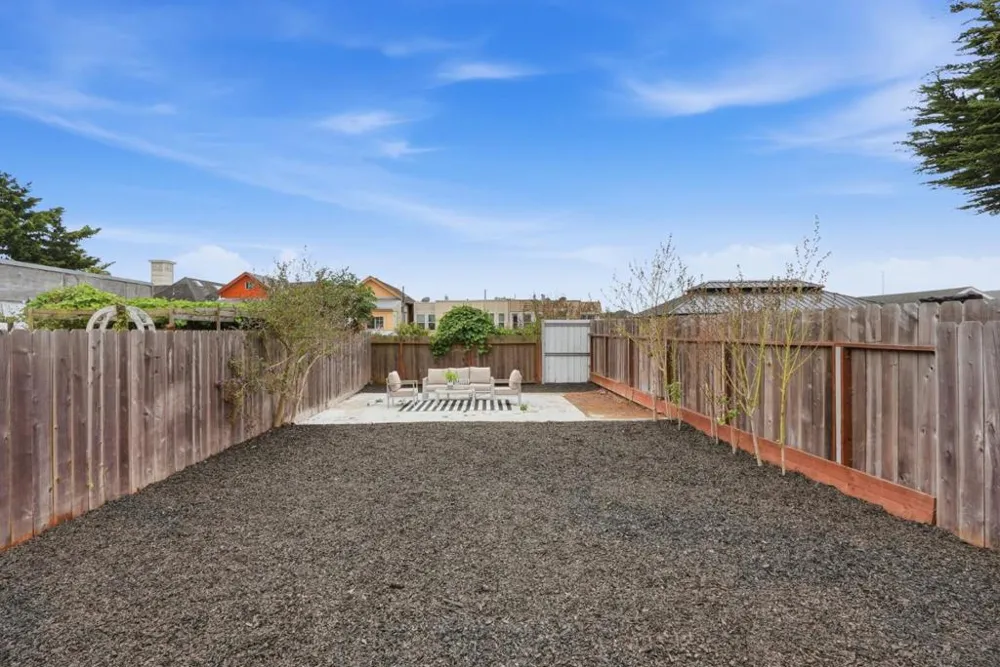 135 Farallones St San Francisco, CA 94112