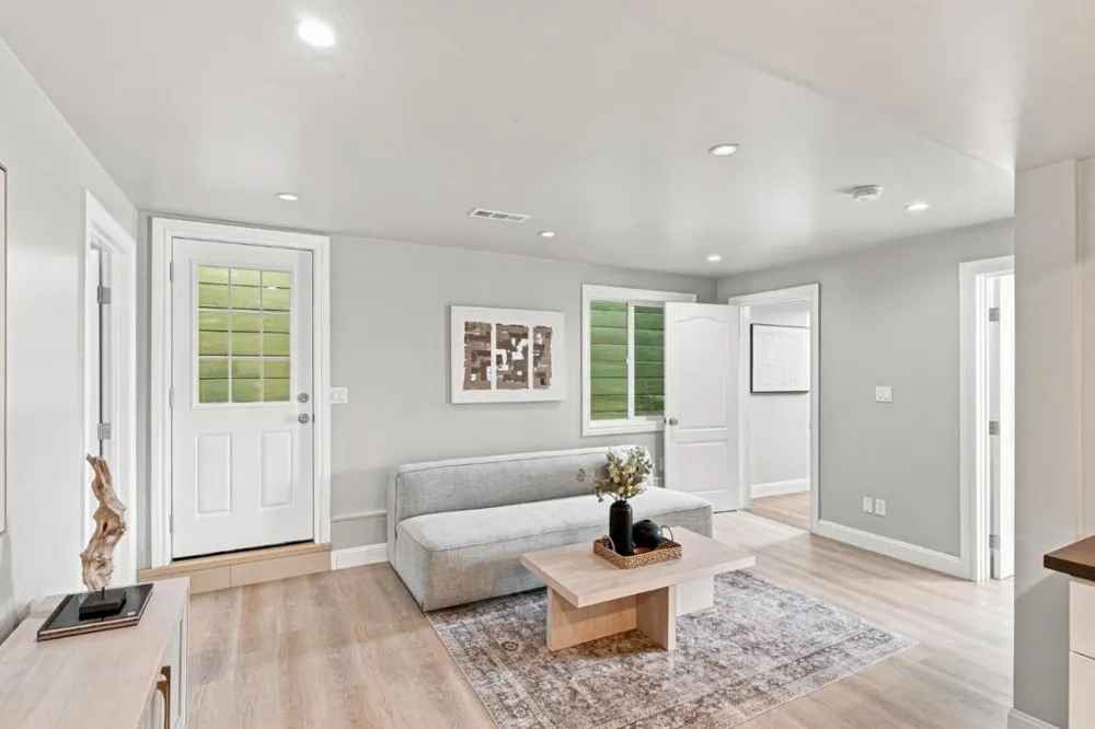 135 Farallones St San Francisco, CA 94112