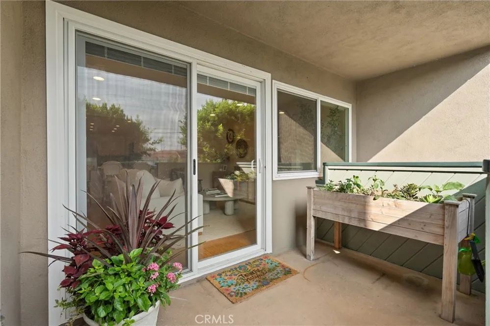 1112 Beryl St. #7 Redondo Beach, CA 90277