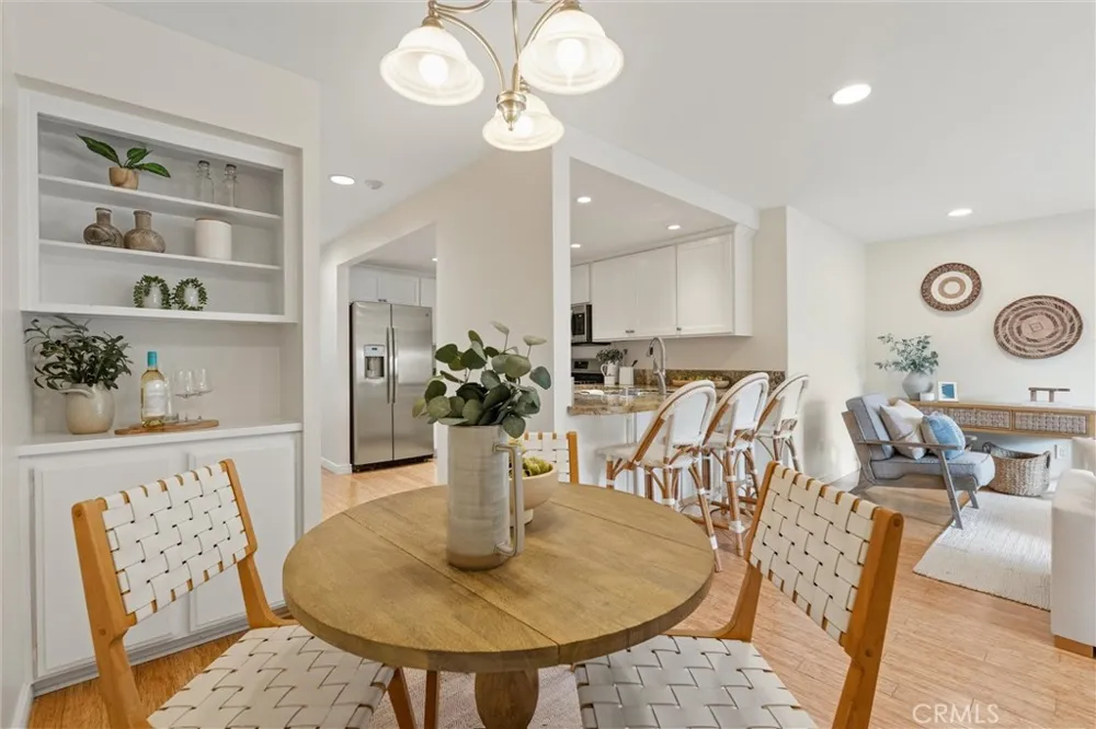 1112 Beryl St. #7 Redondo Beach, CA 90277