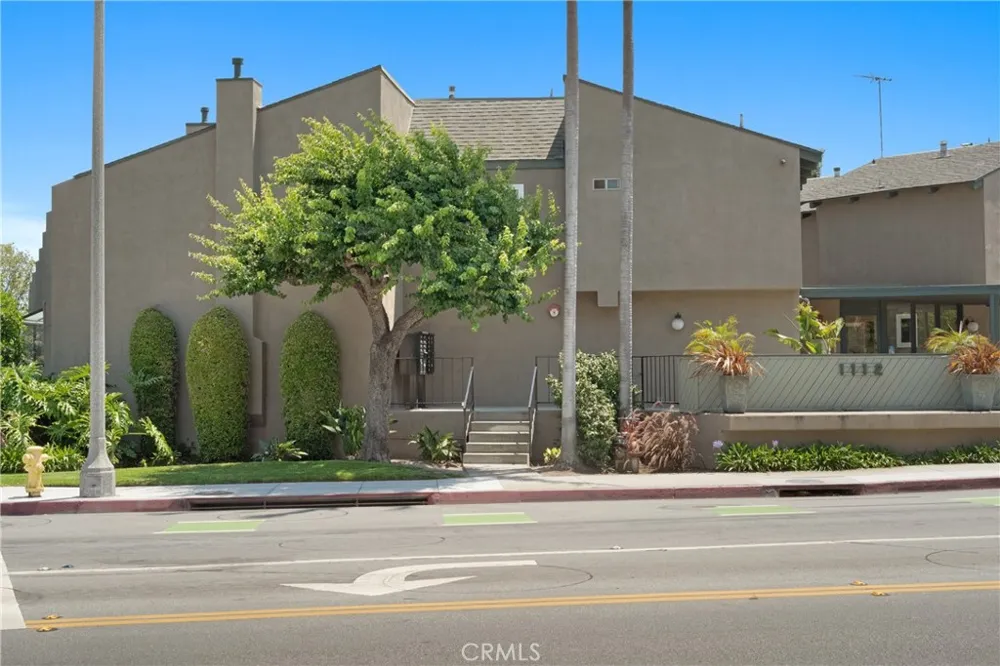 1112 Beryl St. #7 Redondo Beach, CA 90277