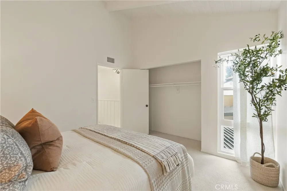1112 Beryl St. #7 Redondo Beach, CA 90277