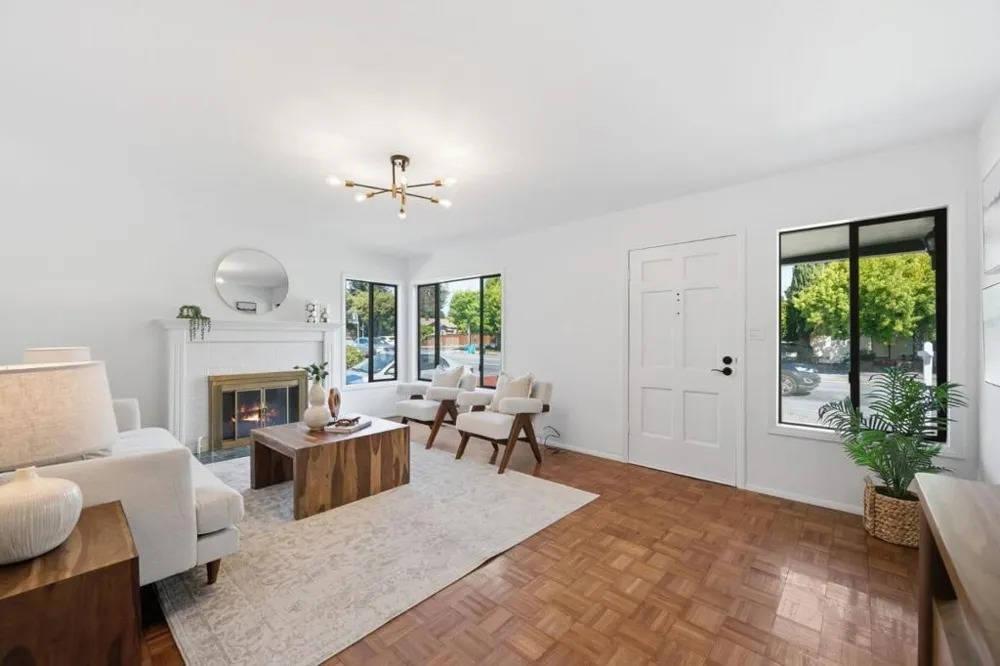 114 E Hillsdale Boulevard San Mateo, CA 94403