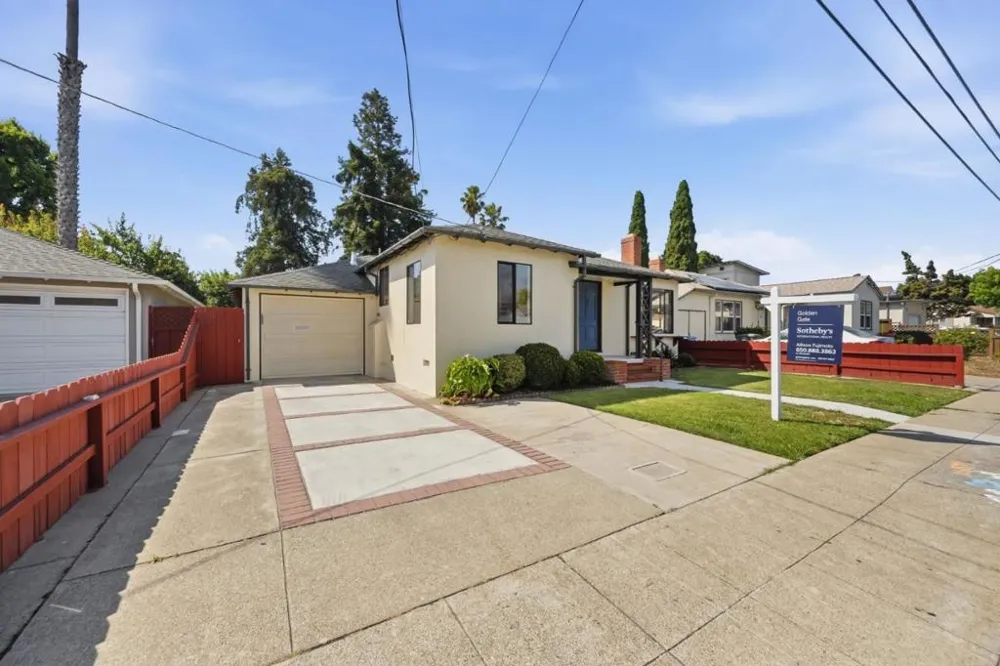 114 E Hillsdale Boulevard San Mateo, CA 94403