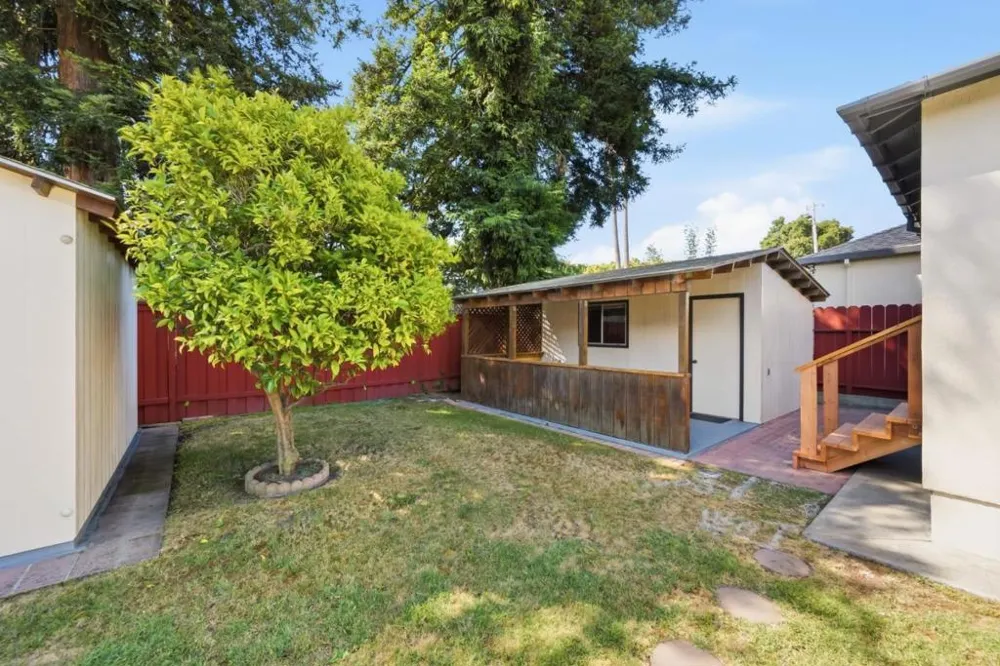 114 E Hillsdale Boulevard San Mateo, CA 94403