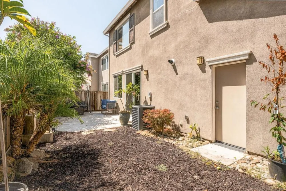 7716 Oregano Way Gilroy, CA 95020