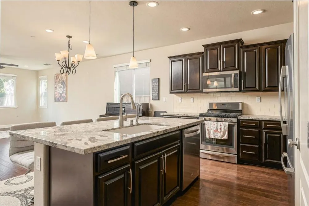 7716 Oregano Way Gilroy, CA 95020