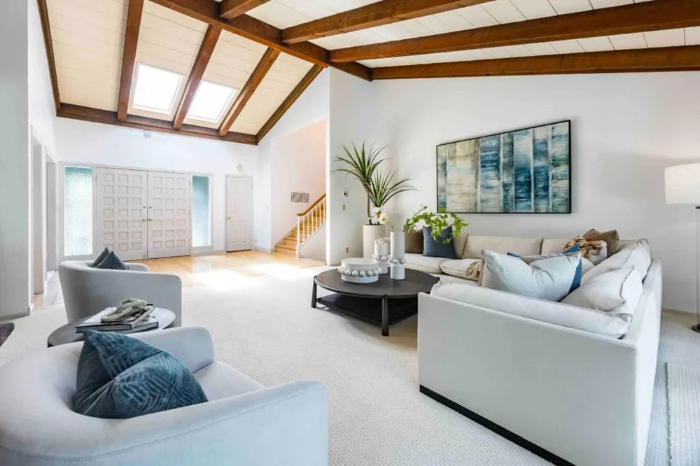 545 Pine Lane Los Altos, CA 94022