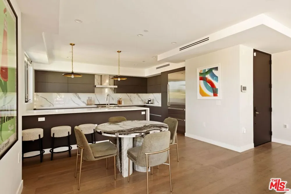 1017 Croft #PH01 Los Angeles, CA 90069