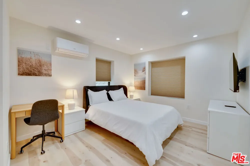 918 San Vicente Boulevard #C West Hollywood, CA 90069