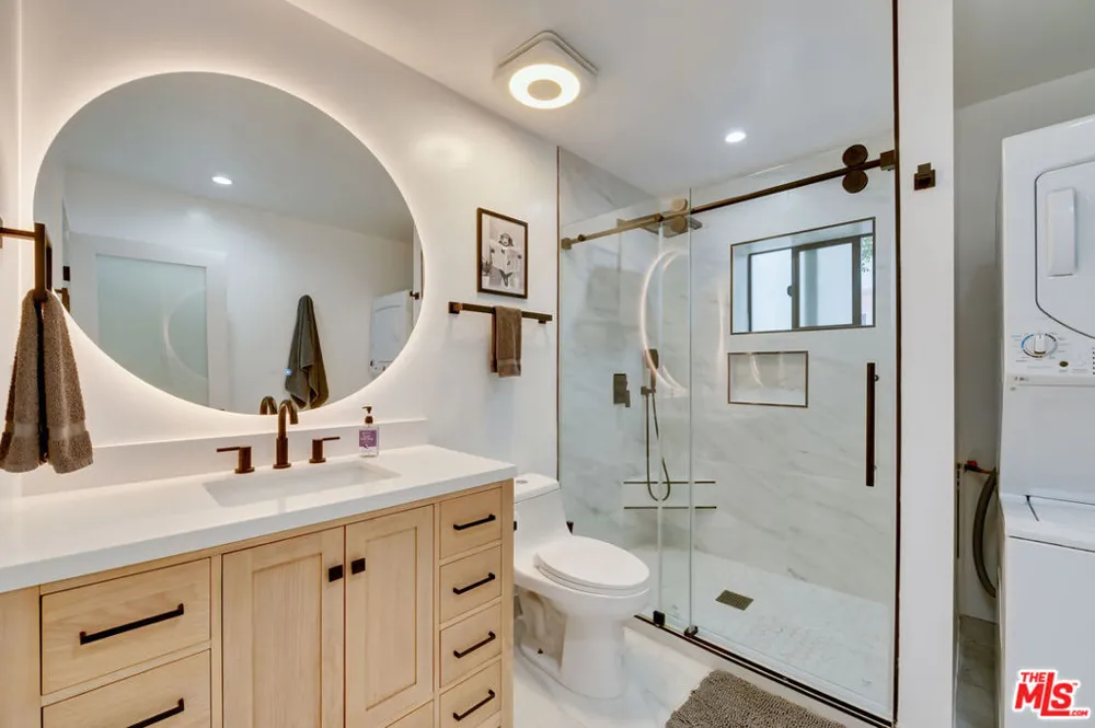 918 San Vicente Boulevard #C West Hollywood, CA 90069