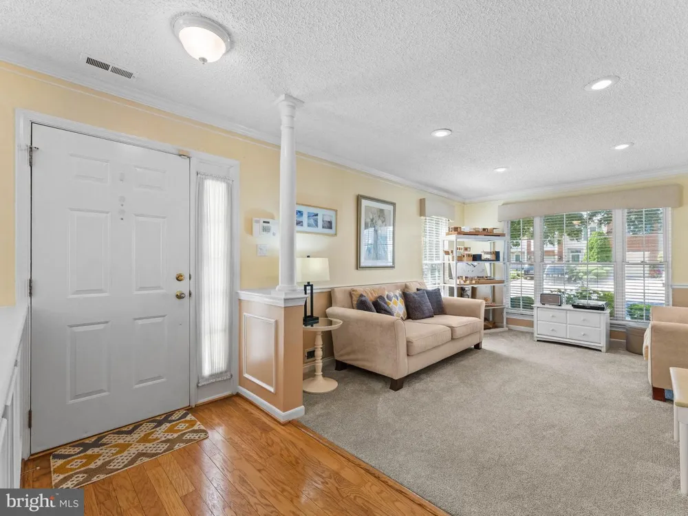 34 LA COSTA DRIVE Blackwood, NJ 08012