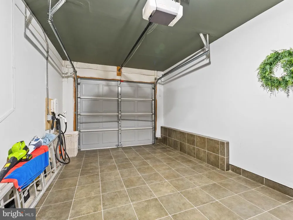 34 LA COSTA DRIVE Blackwood, NJ 08012