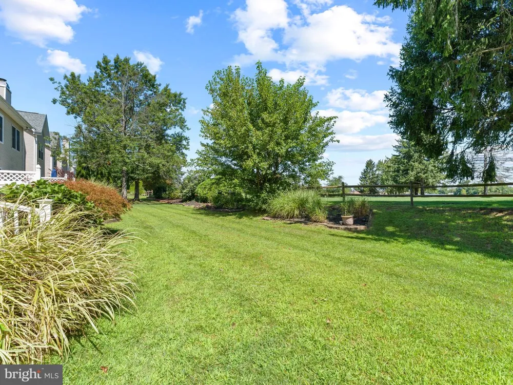 34 LA COSTA DRIVE Blackwood, NJ 08012