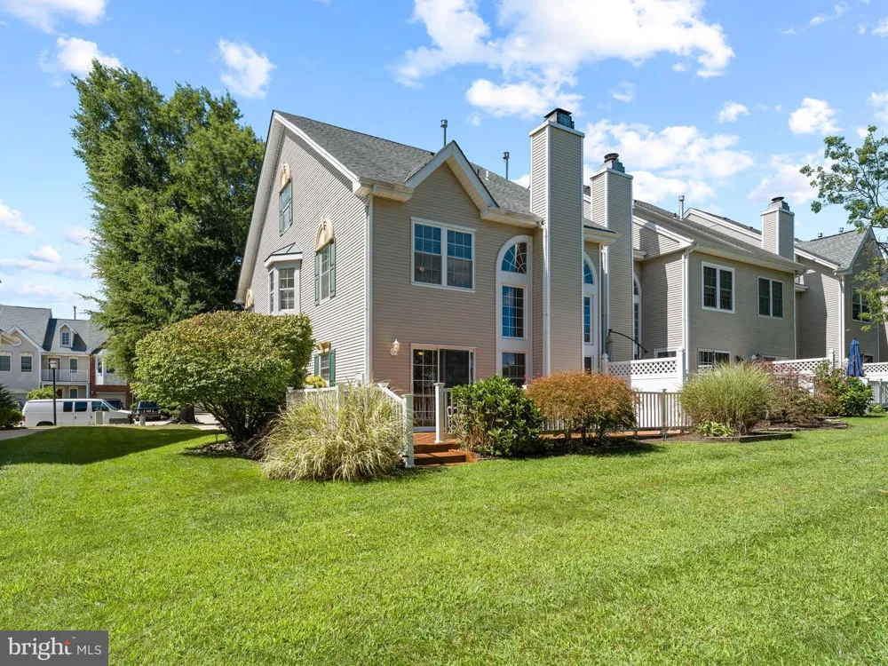 34 LA COSTA DRIVE Blackwood, NJ 08012