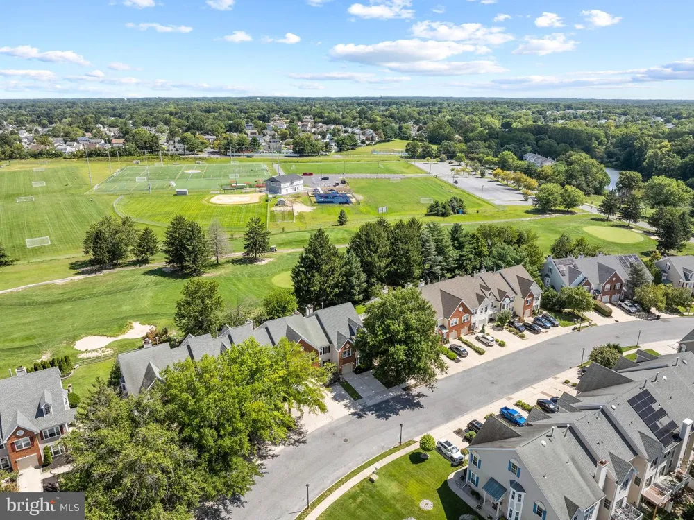 34 LA COSTA DRIVE Blackwood, NJ 08012