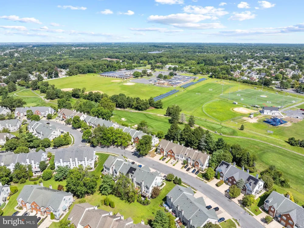 34 LA COSTA DRIVE Blackwood, NJ 08012