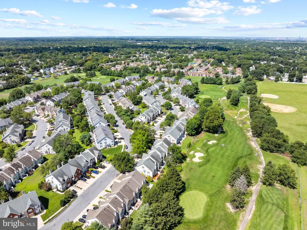 34 LA COSTA DRIVE Blackwood, NJ 08012