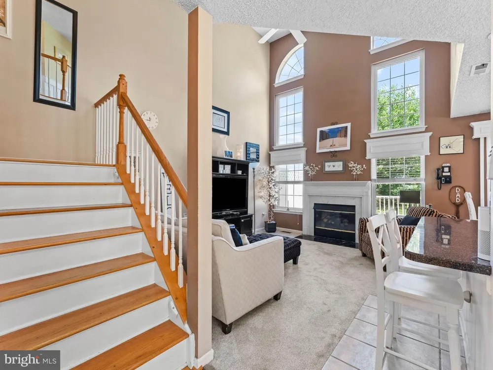 34 LA COSTA DRIVE Blackwood, NJ 08012