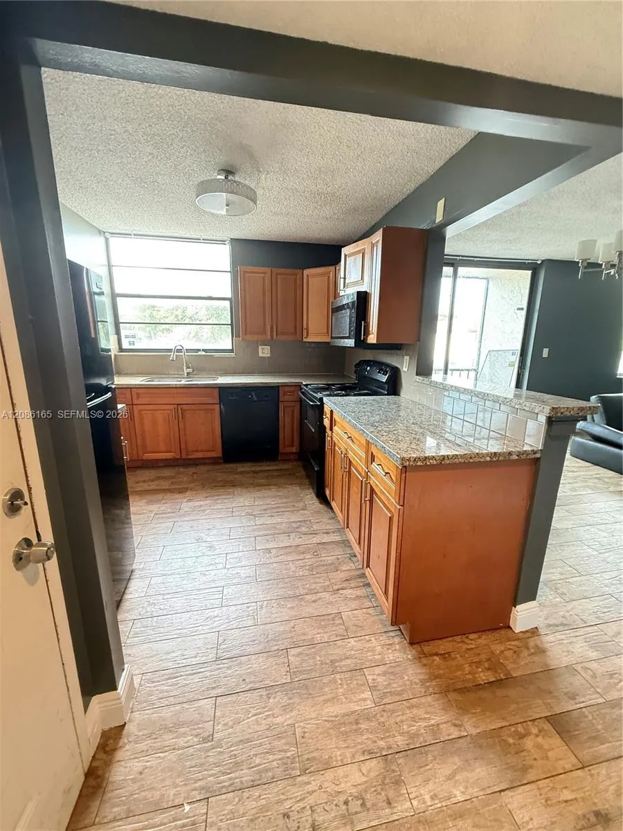 1798 NW 55th Ave #203 Lauderhill, FL 33313