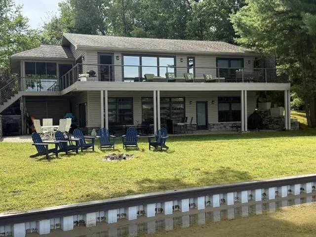 8551 Wood Street Mecosta, MI 49332