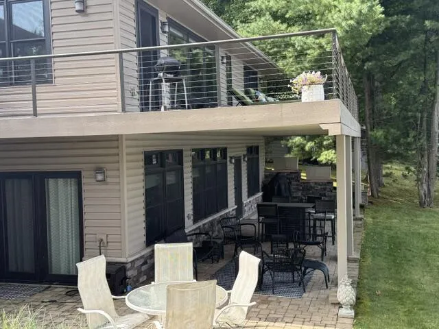 8551 Wood Street Mecosta, MI 49332