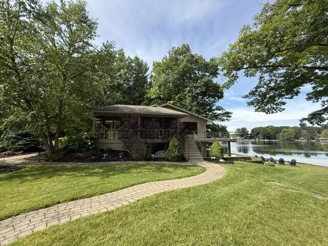 8551 Wood Street Mecosta, MI 49332