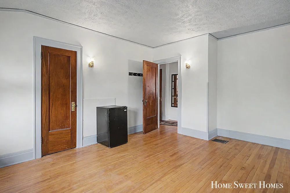 1259 Sherman Street SE Grand Rapids, MI 49506