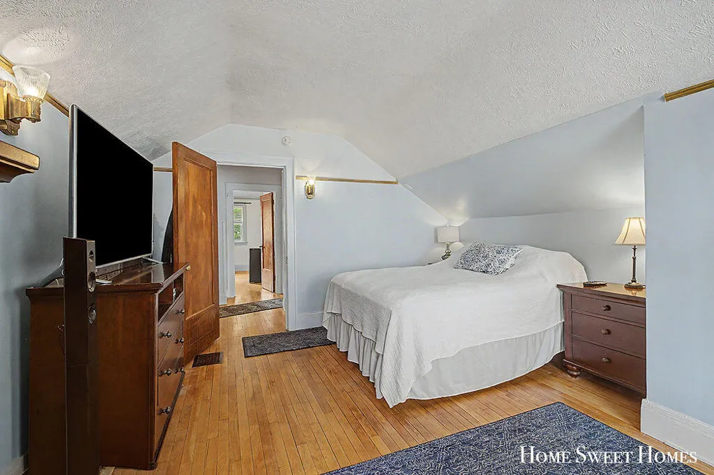 1259 Sherman Street SE Grand Rapids, MI 49506