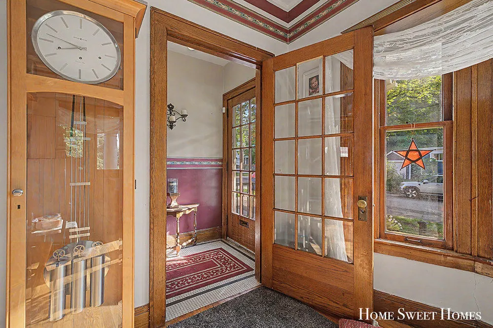 1259 Sherman Street SE Grand Rapids, MI 49506