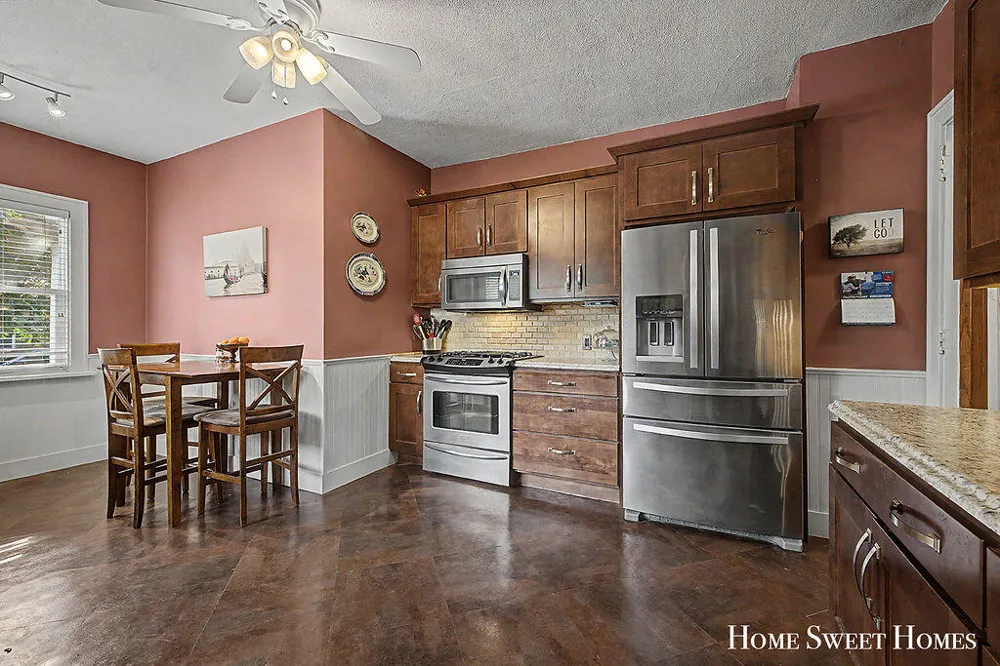 1259 Sherman Street SE Grand Rapids, MI 49506