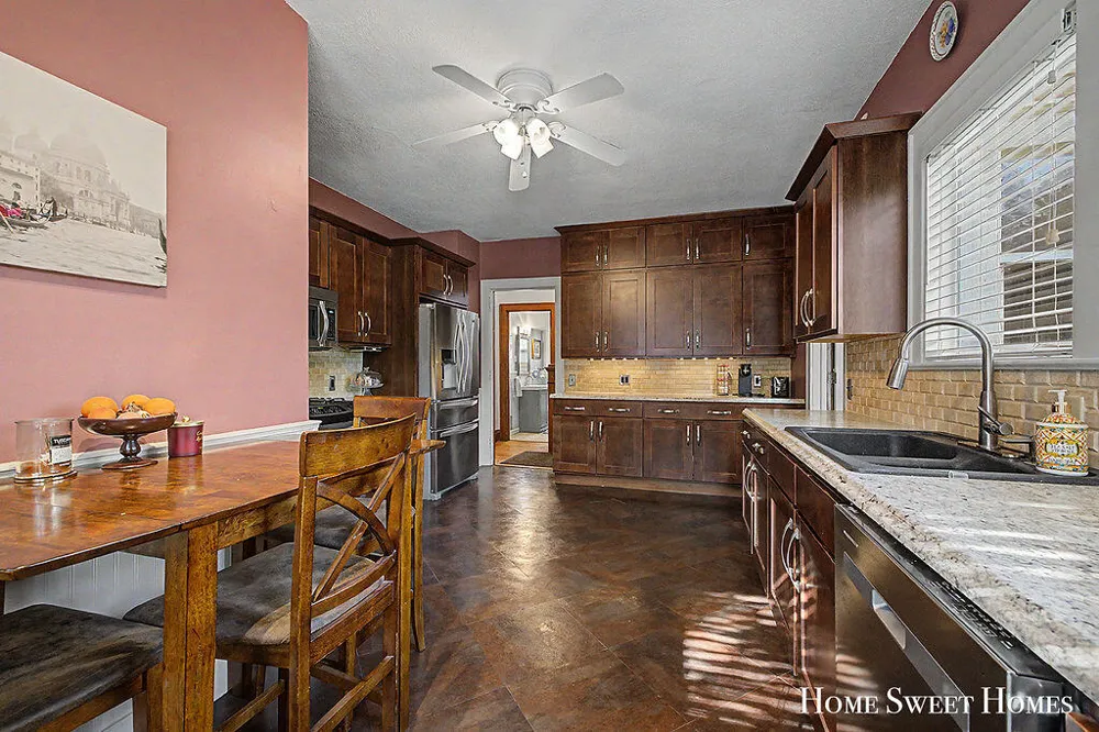 1259 Sherman Street SE Grand Rapids, MI 49506