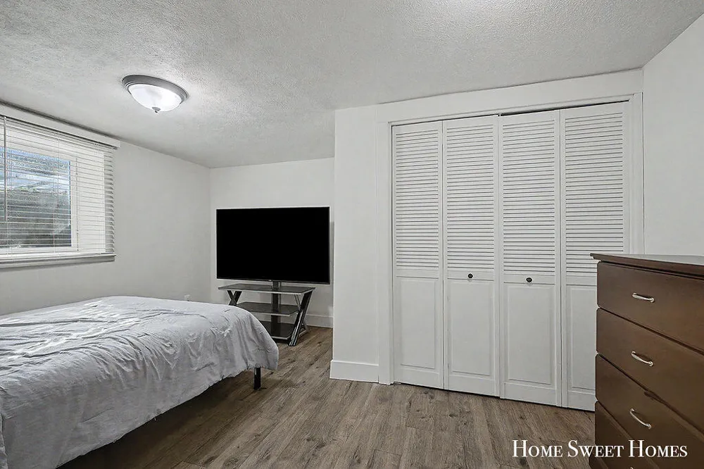 1259 Sherman Street SE Grand Rapids, MI 49506