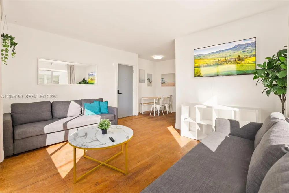 7340 Harding Ave #17 Miami Beach, FL 33141