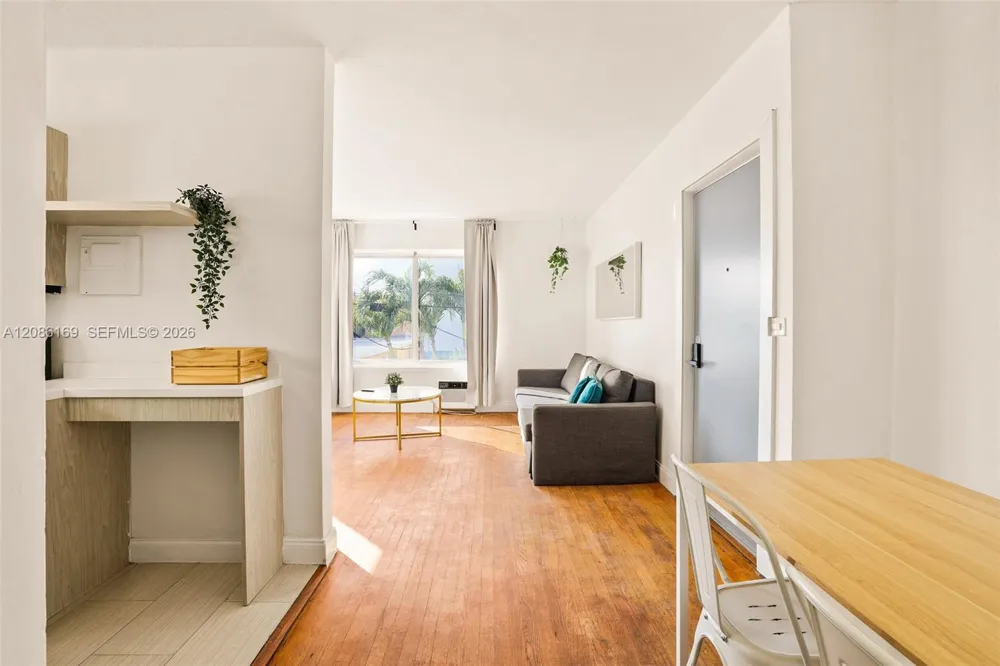 7340 Harding Ave #17 Miami Beach, FL 33141