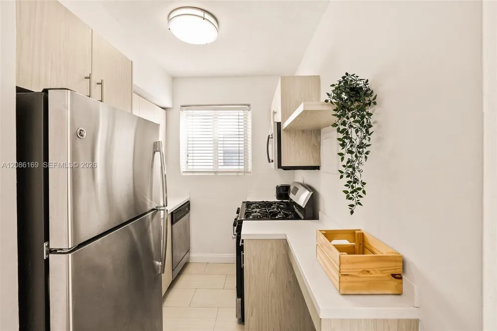 7340 Harding Ave #17 Miami Beach, FL 33141
