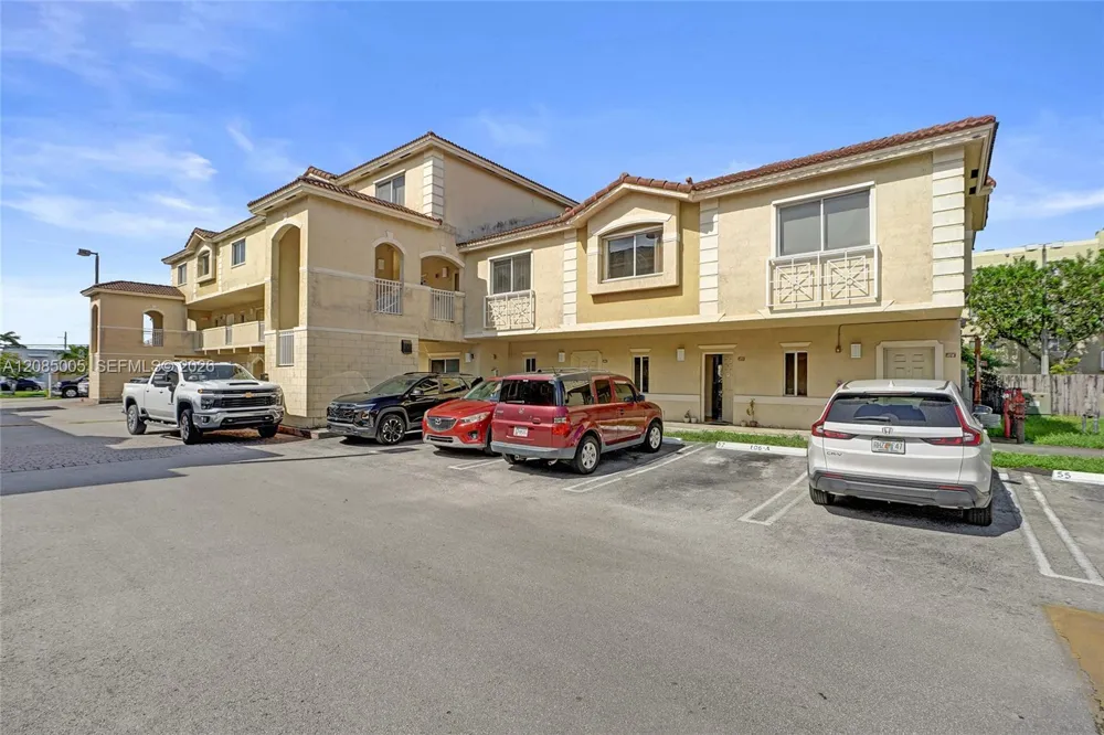 7985 NW 8th St #104A Miami, FL 33126