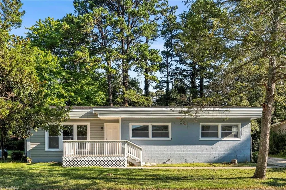 2220 Bradley Street Greensboro, NC 27406