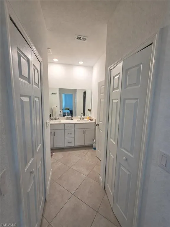 2884 Citrus Street Naples, FL 34120