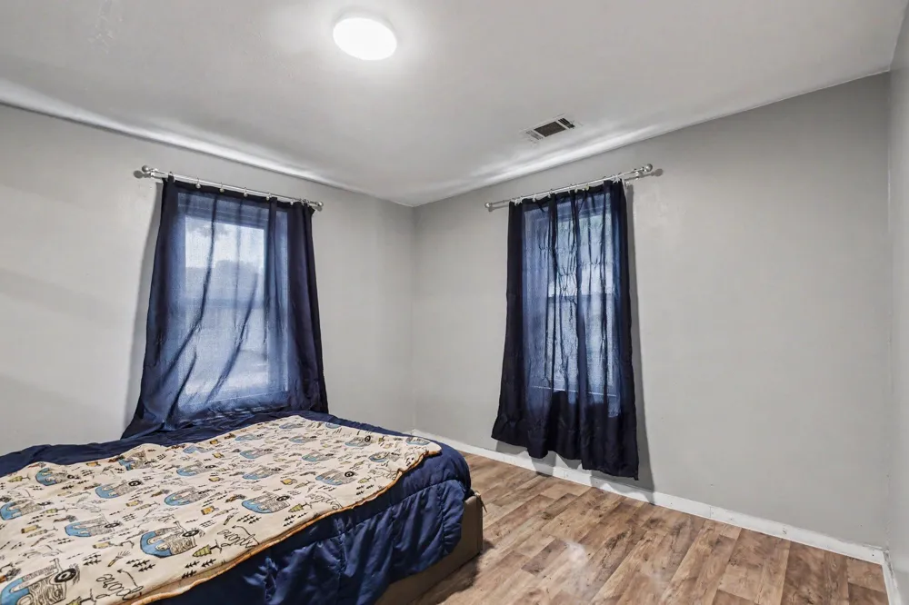 1050 S Crystal Avenue Benton Charter Township, MI 49022