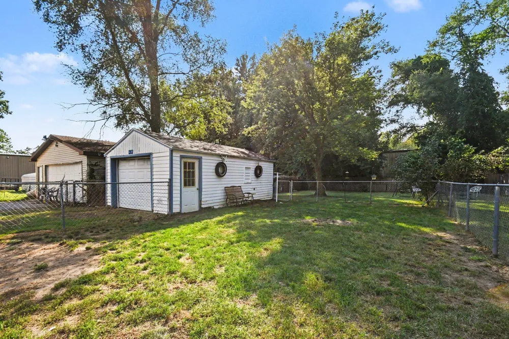 1050 S Crystal Avenue Benton Charter Township, MI 49022