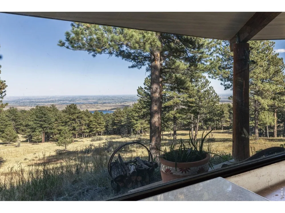 3723 Blue Mountain Trail Lyons, CO 80540