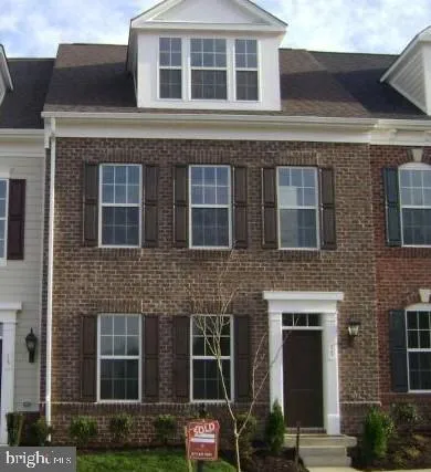 17 DERBY DRIVE La Plata, MD 20646