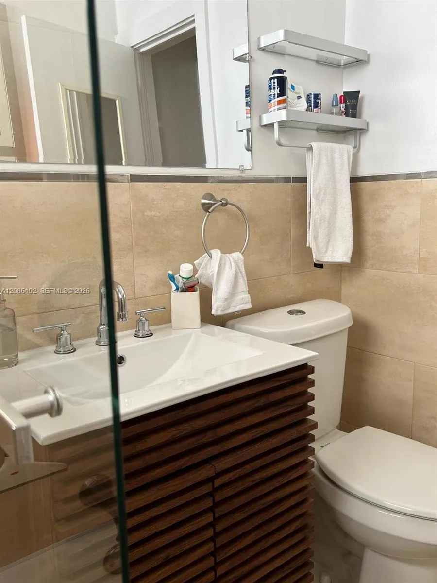 1551 Michigan Ave #8 Miami Beach, FL 33139