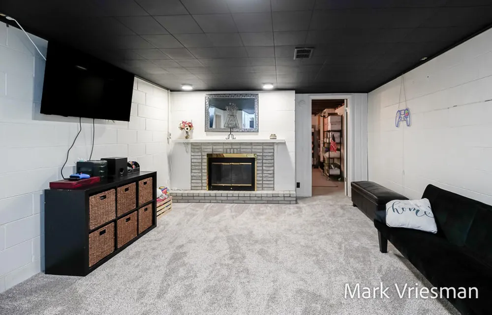 3125 Coolidge Road Muskegon, MI 49441