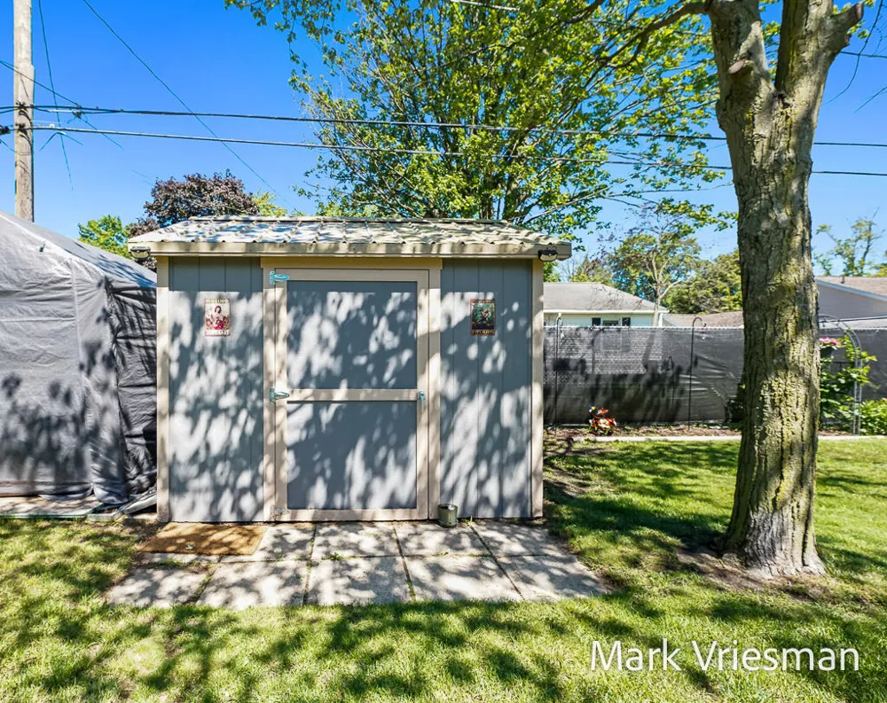 3125 Coolidge Road Muskegon, MI 49441