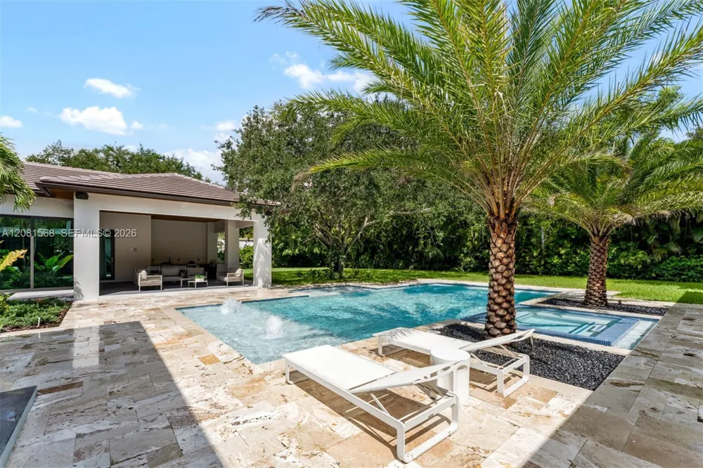9475 SW 117th Ter Miami, FL 33176