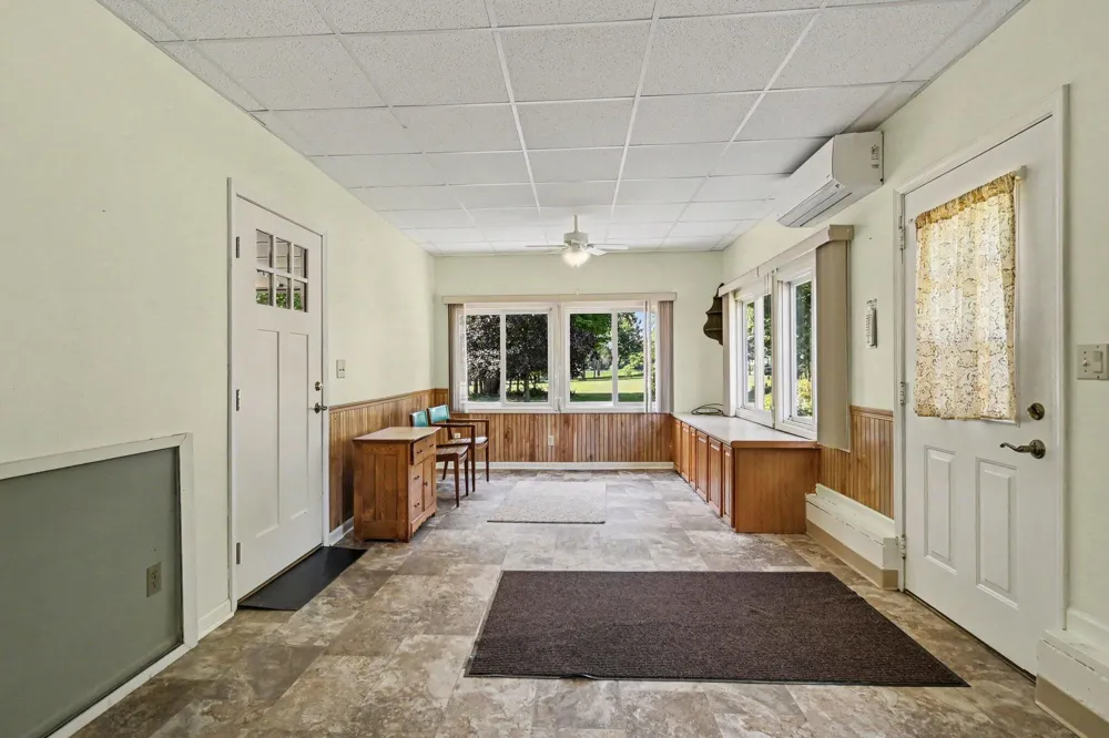595 Albion Road Albion, MI 49224