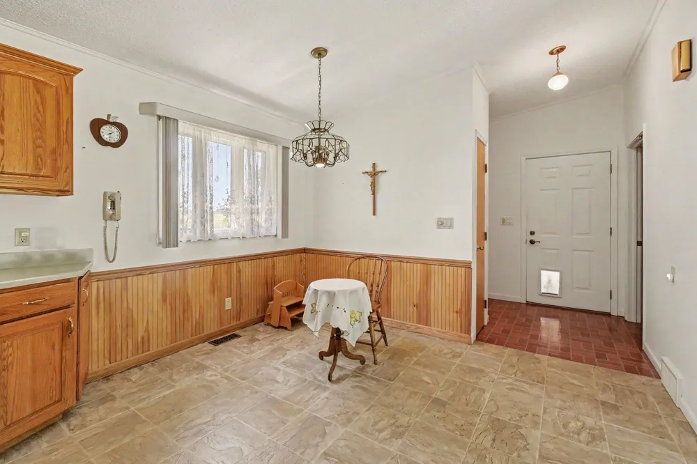 595 Albion Road Albion, MI 49224